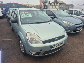 Used Ford Fiesta 2004 for sale - 77240349: Photo