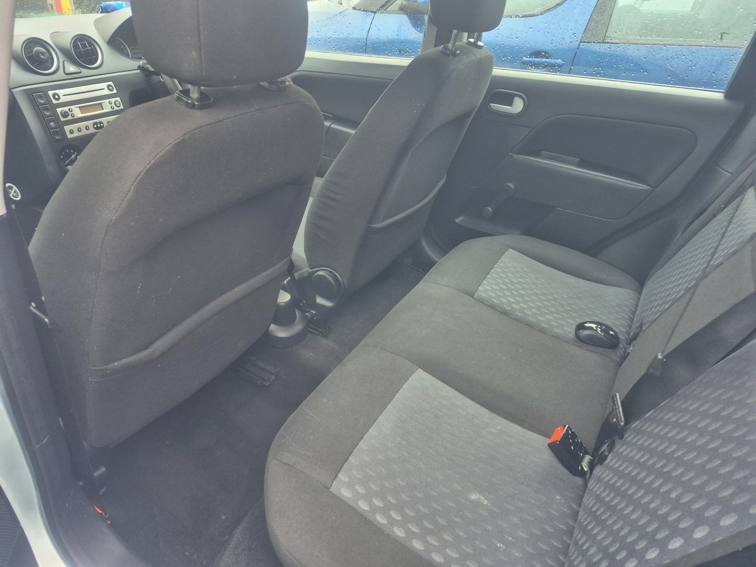 Used Ford Fiesta 2004 for sale - 77240349: Photo 5