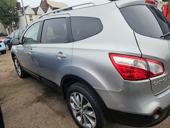 Used Nissan Qashqai+2 2010 for sale - 76273422: Photo 3