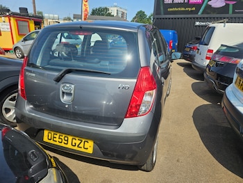 Used Hyundai i10 2010 for sale - 75498494: Photo