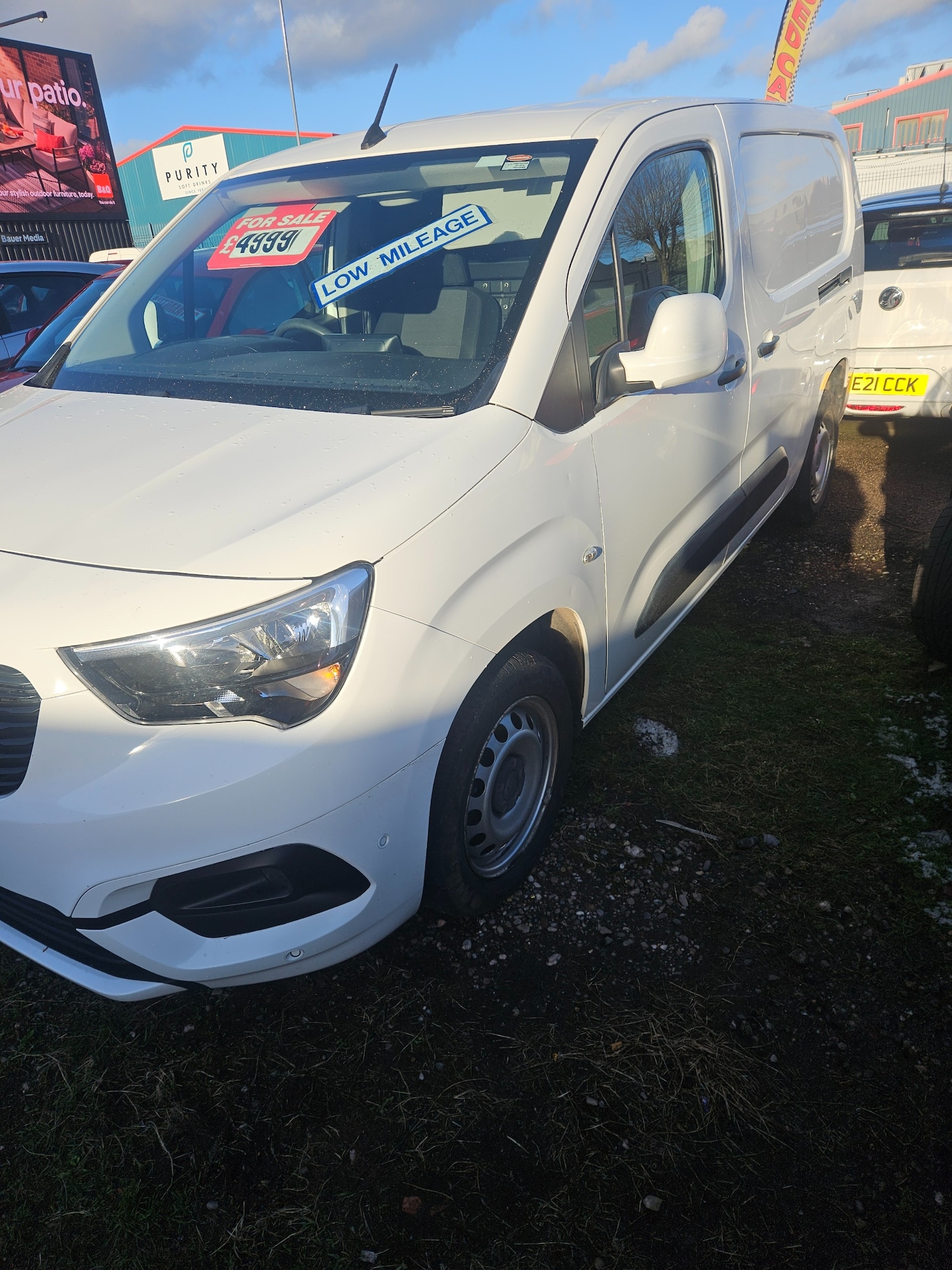 Used Vauxhall Combo 2021 for sale - 78014958: Photo 2