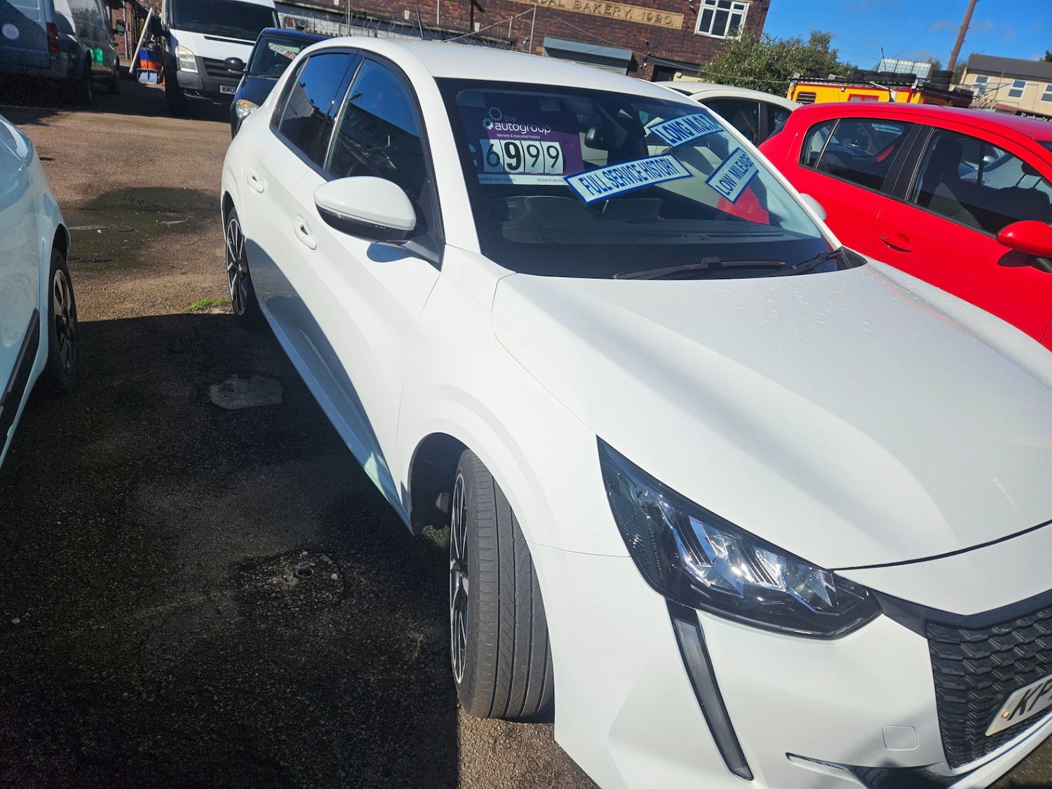 Used Peugeot 208 2020 for sale - 76022765: Photo 2