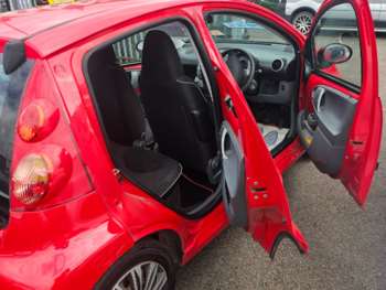 Used Peugeot 107 2010 for sale - 71340146: Photo