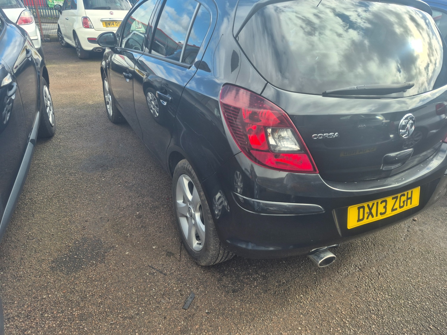 Used Vauxhall Corsa 2013 for sale - 77635628: Photo 3