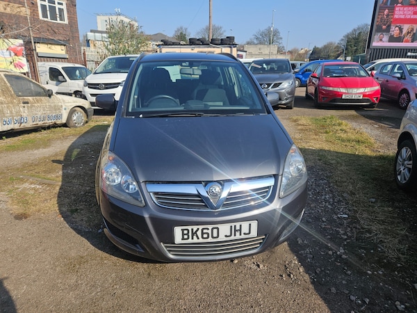 Used Vauxhall Zafira 2010 for sale - 74245846: Photo 1