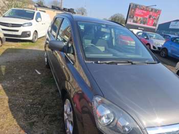 Used Vauxhall Zafira 2010 for sale - 74245846: Photo