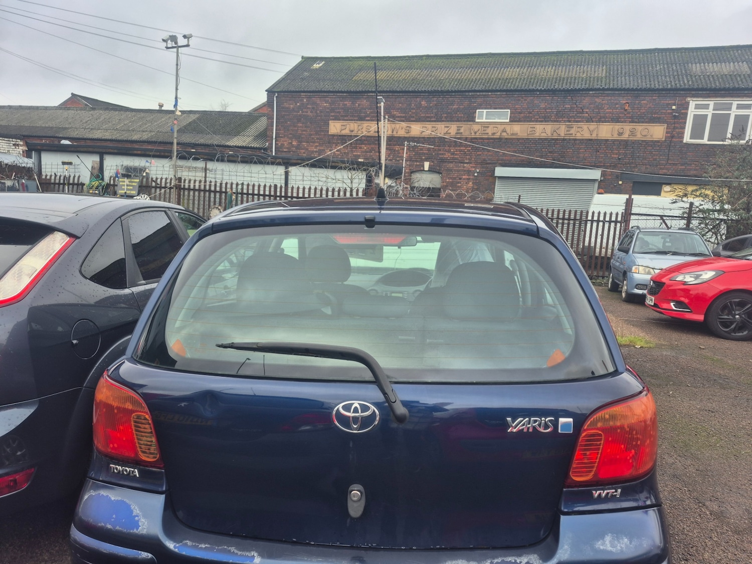 Used Toyota Yaris 2004 for sale - 77482319: Photo 3