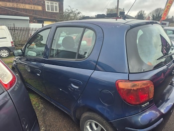 Used Toyota Yaris 2004 for sale - 77482319: Photo