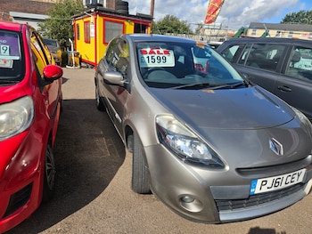 Used Renault Clio 2011 for sale - 75890932: Photo