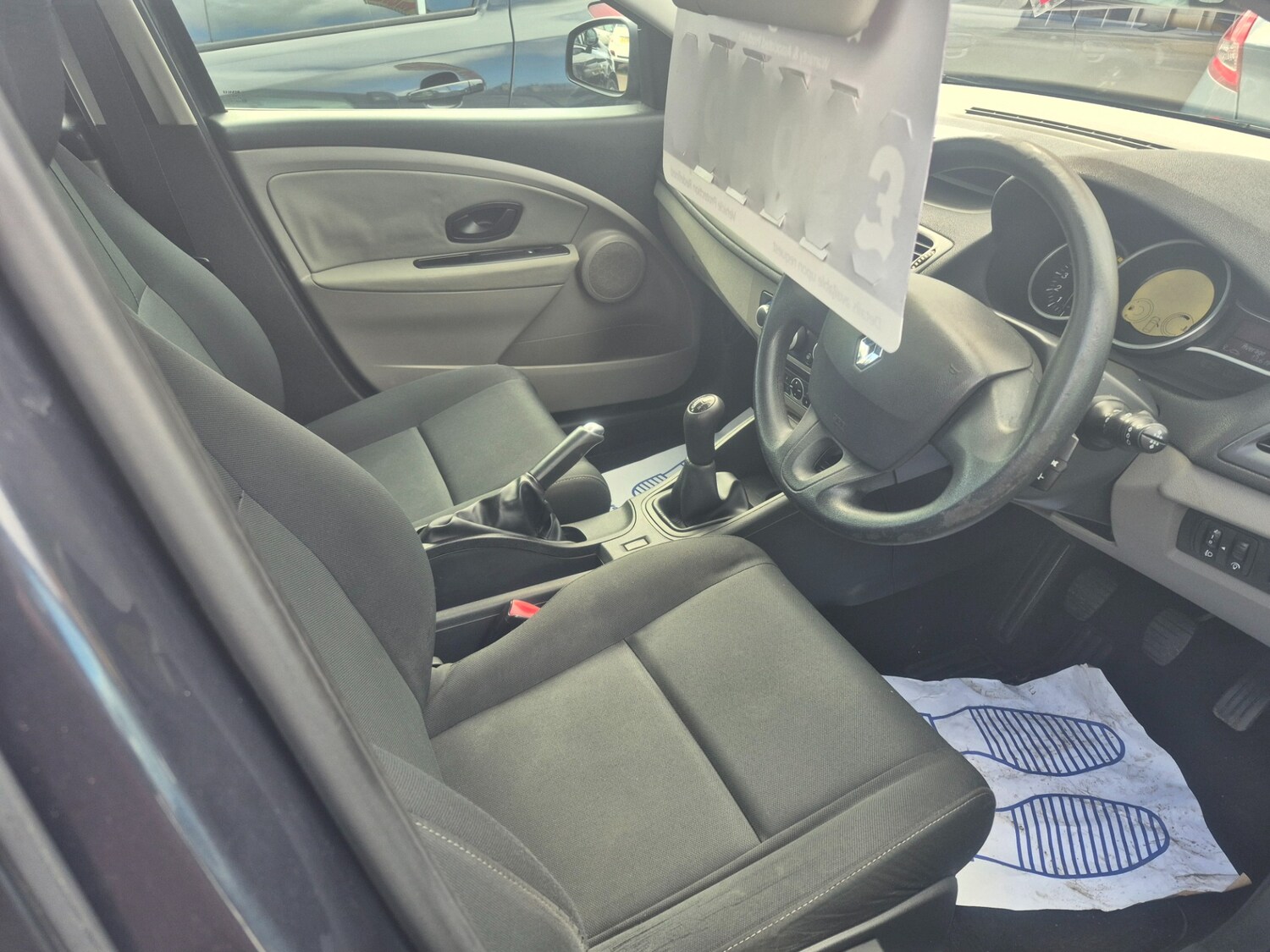 Used Renault Megane 2009 for sale - 77635632: Photo 6