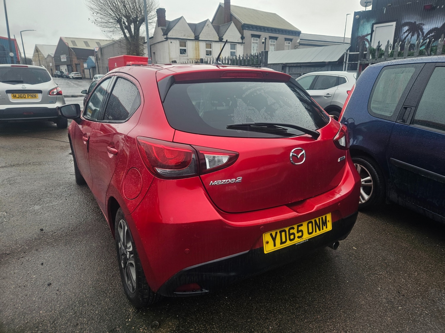 Used Mazda Mazda2 2015 for sale - 76807330: Photo 4
