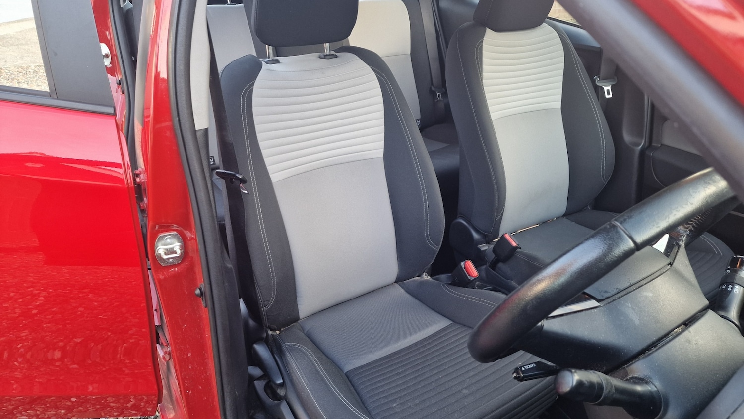 Used Toyota Yaris 2019 for sale - 77385459: Photo 14