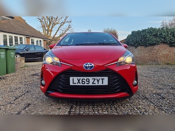 Used Toyota Yaris 2019 for sale - 77385459: Photo