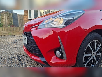 Used Toyota Yaris 2019 for sale - 77385459: Photo