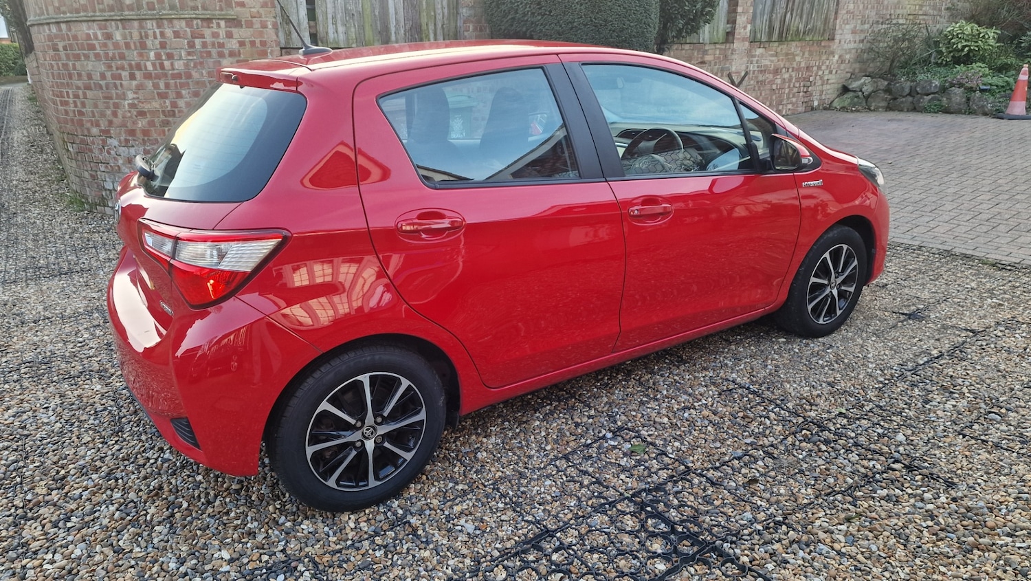 Used Toyota Yaris 2019 for sale - 77385459: Photo 9