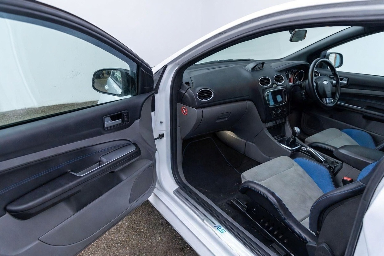 Used Ford Focus 2010 for sale - 77926797: Photo 9