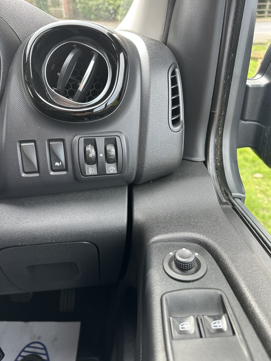 Used Renault Trafic 2021 for sale - 77881103: Photo 14