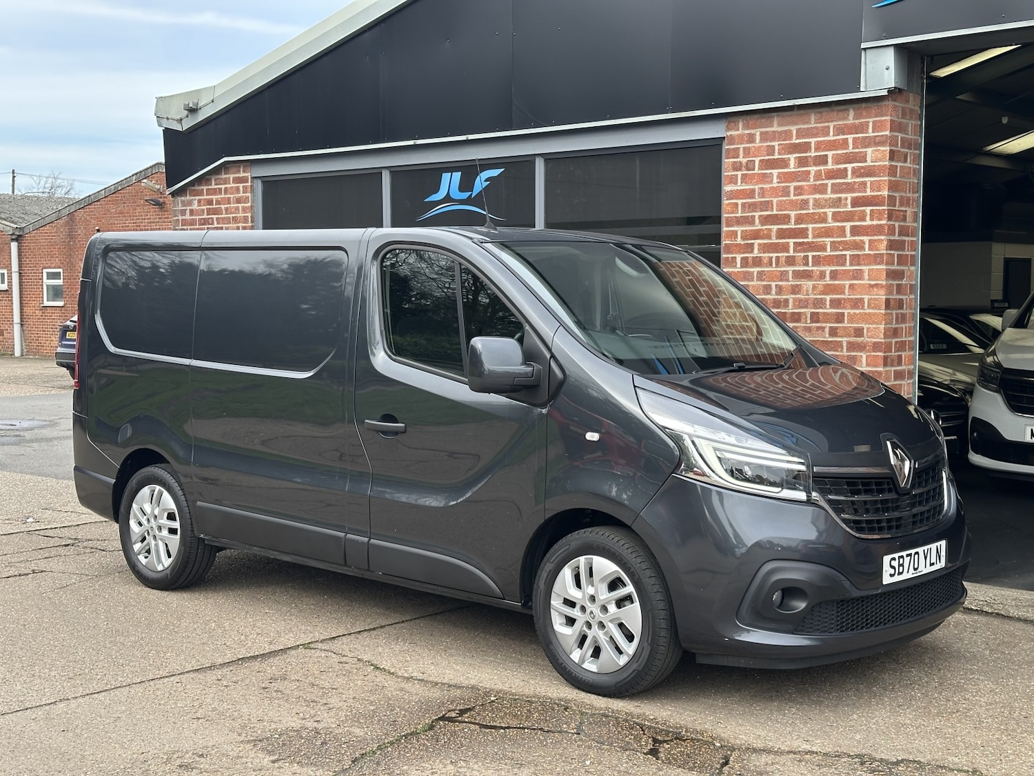 Used Renault Trafic 2021 for sale - 77881103: Photo 20