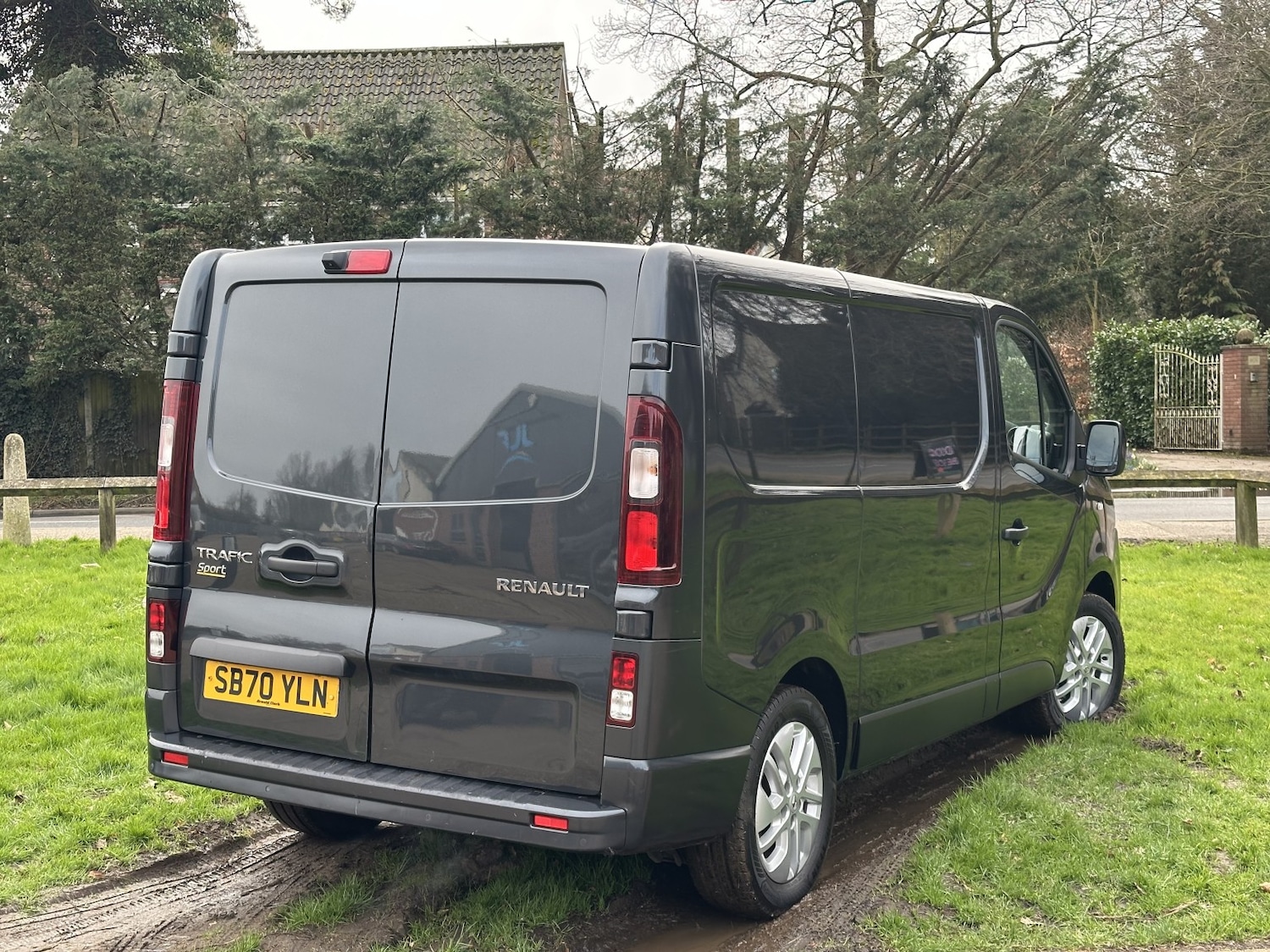 Used Renault Trafic 2021 for sale - 77881103: Photo 4