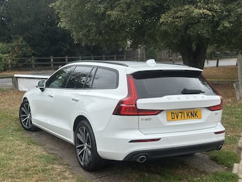 Used Volvo V60 2021 for sale - 79656475: Photo