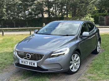 Used Volvo V40 2017 for sale - 78526387: Photo