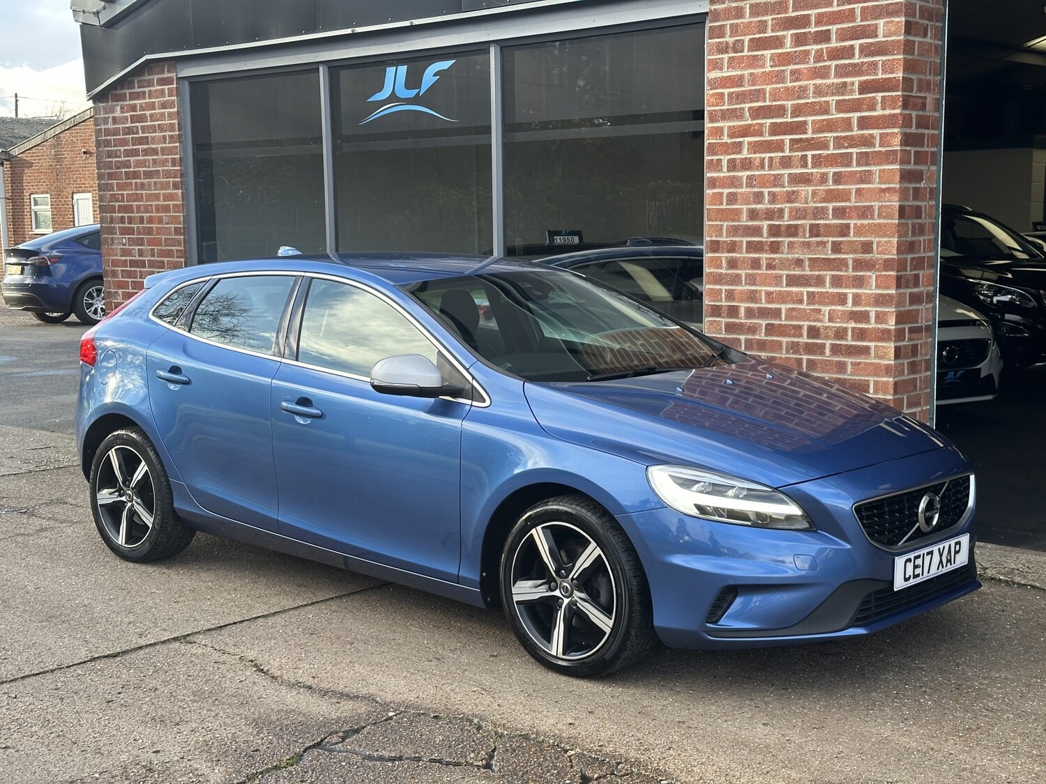 Used Volvo V40 2017 for sale - 77572714: Photo 20