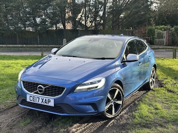 Used Volvo V40 2017 for sale - 77572714: Photo