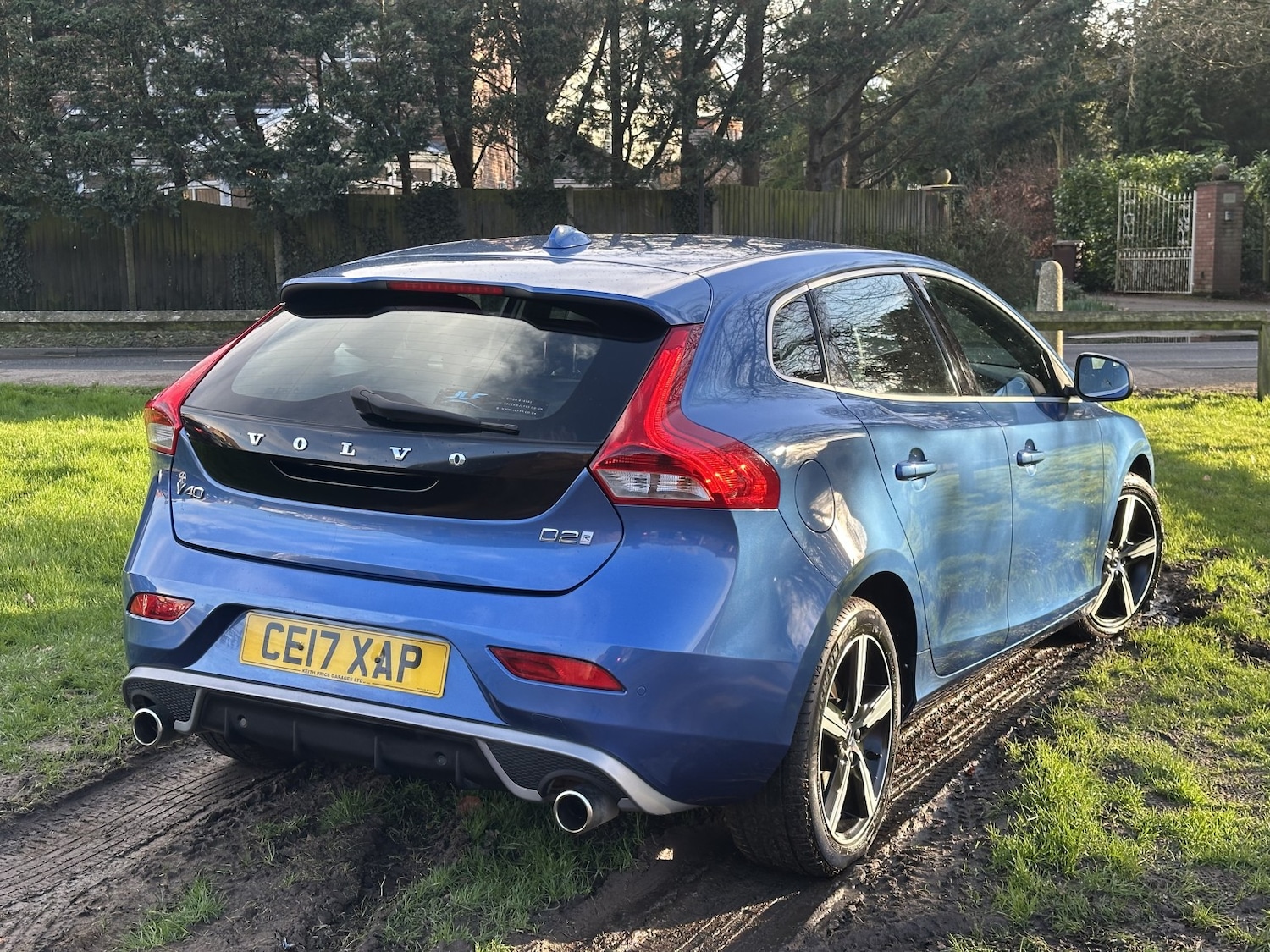 Used Volvo V40 2017 for sale - 77572714: Photo 4