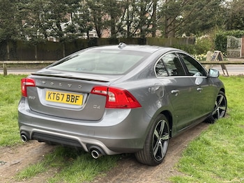 Used Volvo S60 2017 for sale - 79260908: Photo