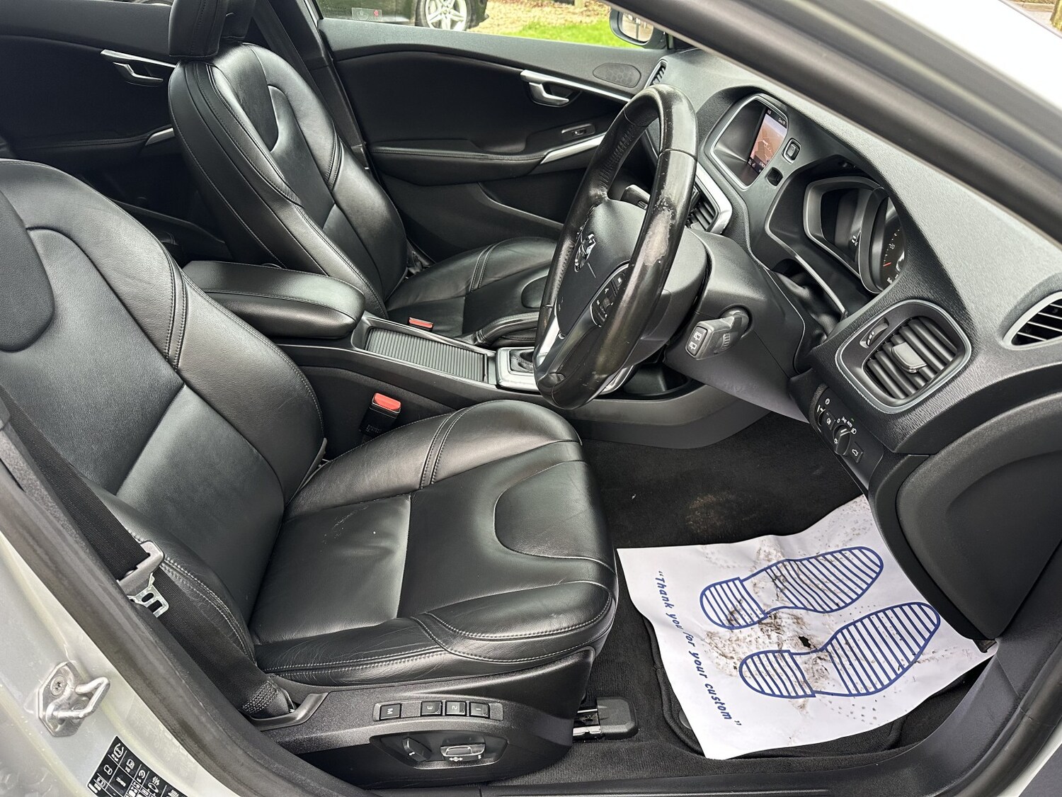 Used Volvo V40 2019 for sale - 77548229: Photo 13