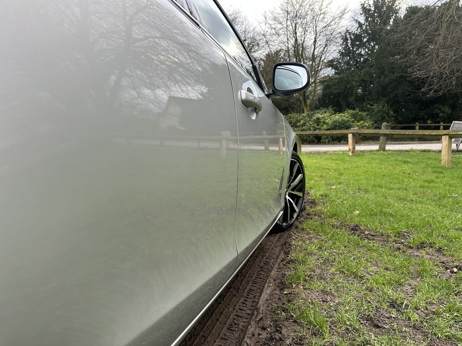 Used Volvo V40 2019 for sale - 77548229: Photo 5