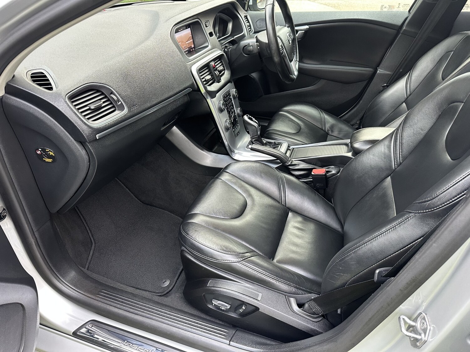 Used Volvo V40 2019 for sale - 77548229: Photo 7