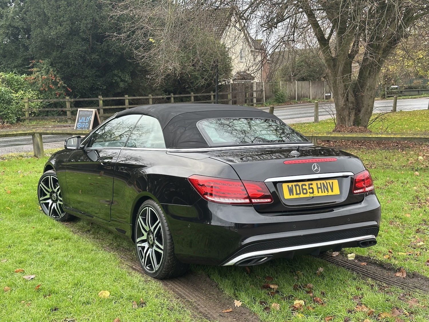 Used Mercedes-Benz E Class 2015 for sale - 76751807: Photo 3