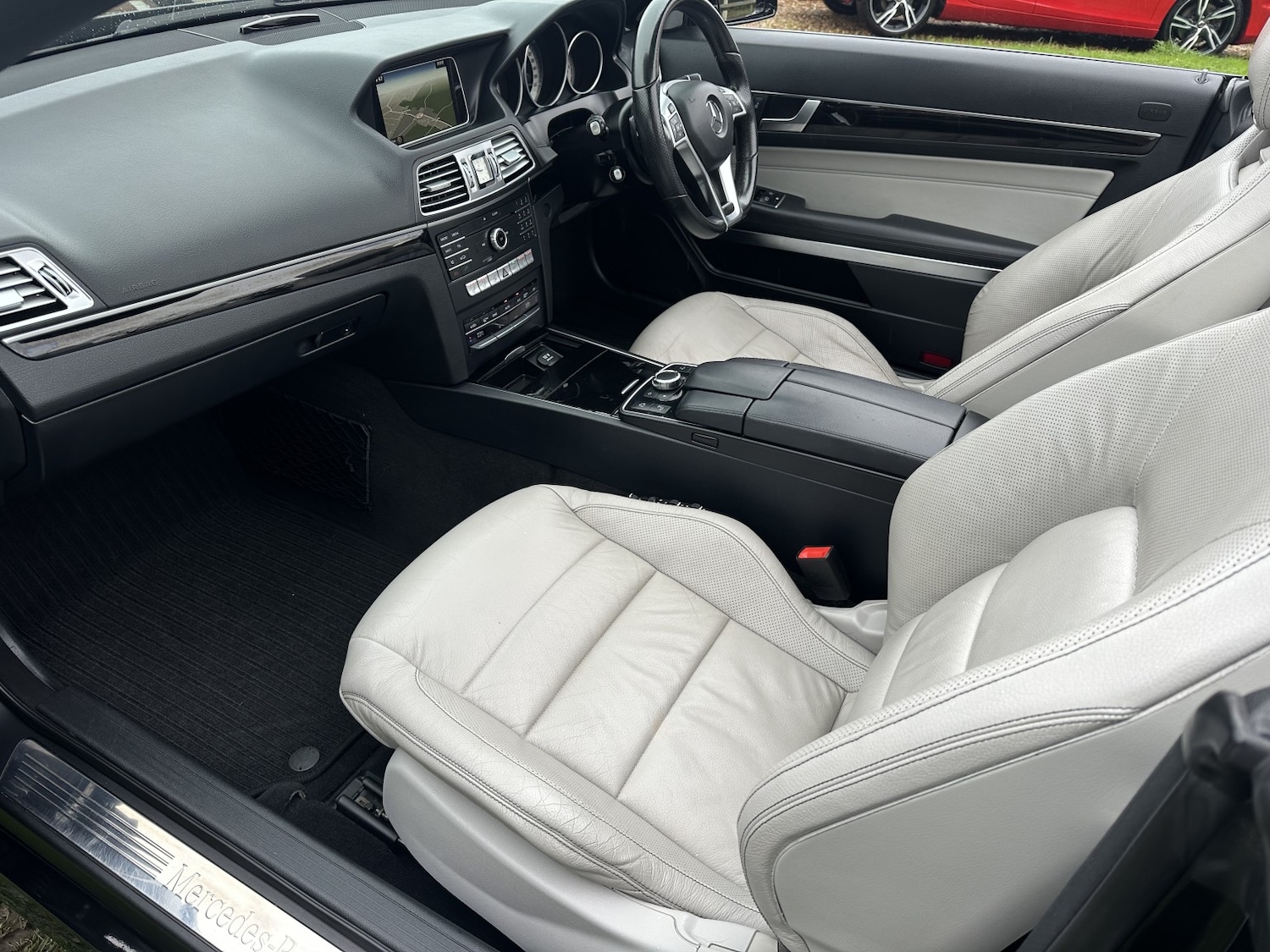 Used Mercedes-Benz E Class 2015 for sale - 76751807: Photo 8