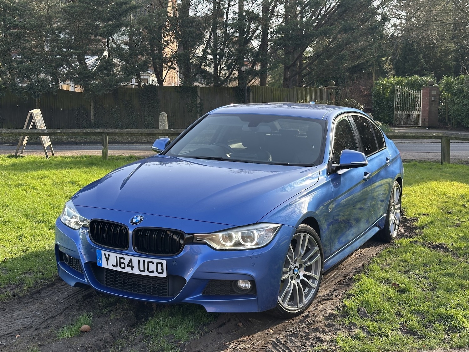 Used BMW 3 Series 2014 for sale - 77668666: Photo 2