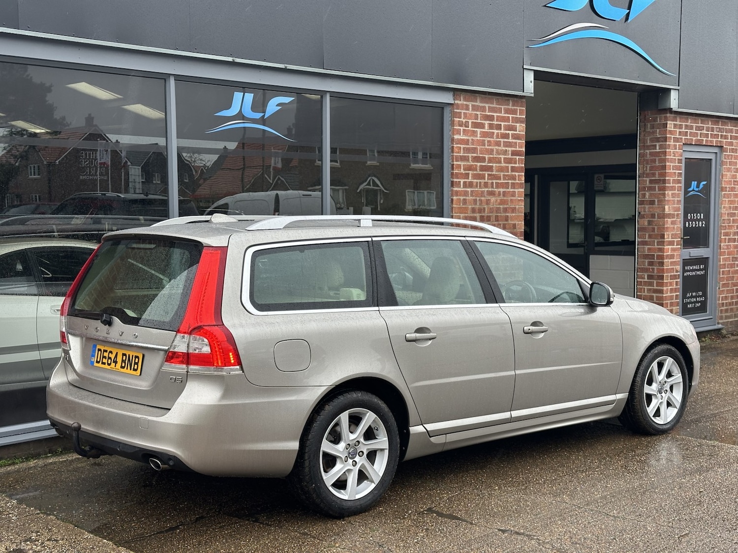 Used Volvo V70 2014 for sale - 76666061: Photo 7