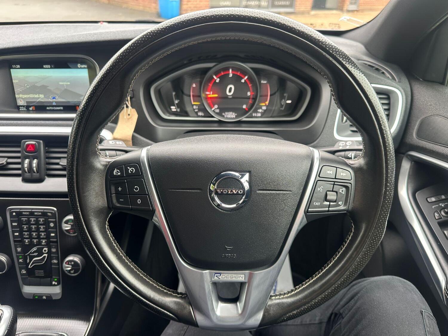 Used Volvo V40 2016 for sale - 76369377: Photo 13