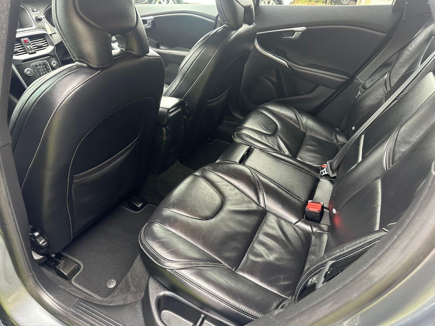 Used Volvo V40 2016 for sale - 76369377: Photo 17