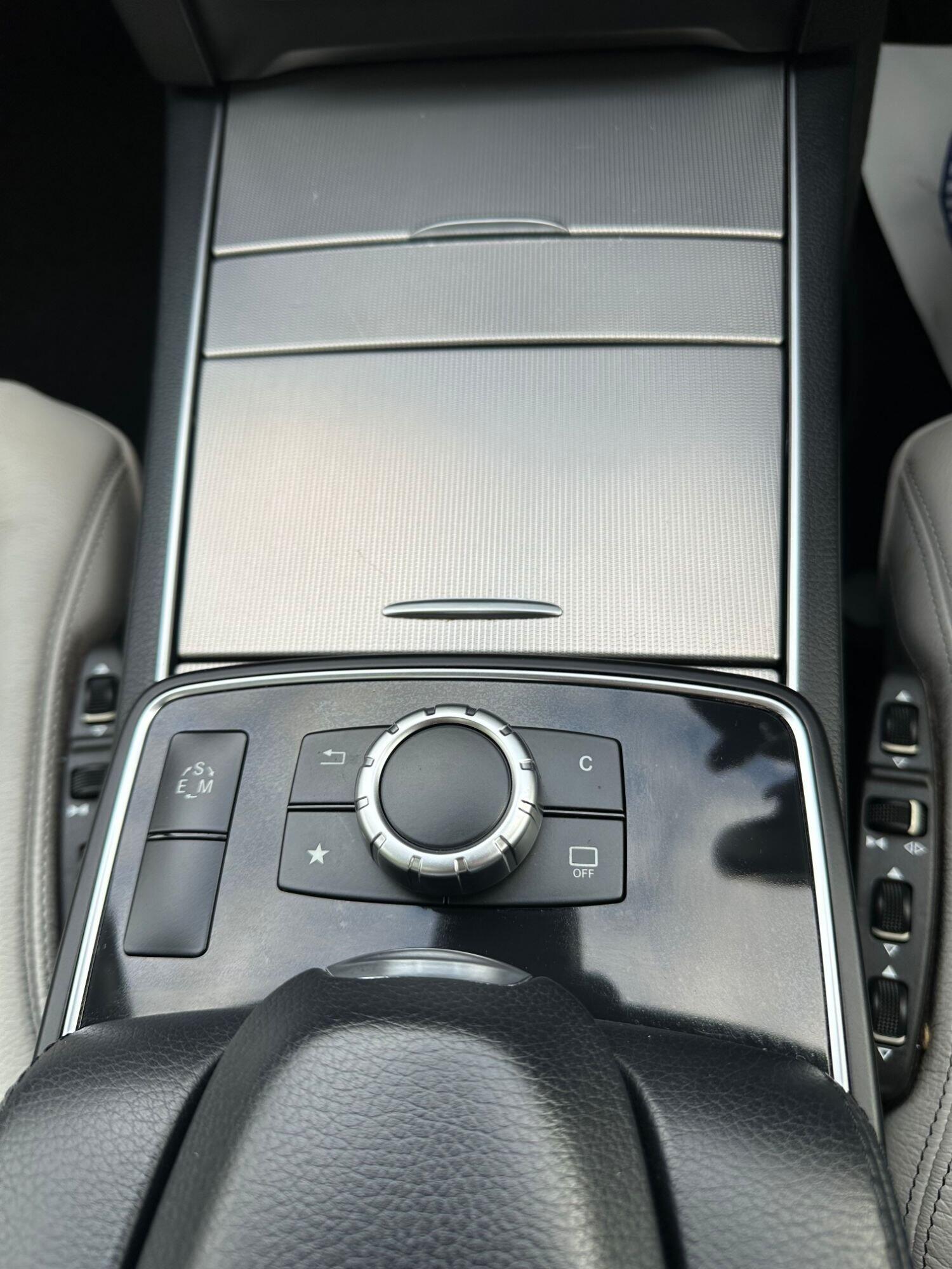 Used Mercedes-Benz E Class 2015 for sale - 76387339: Photo 11