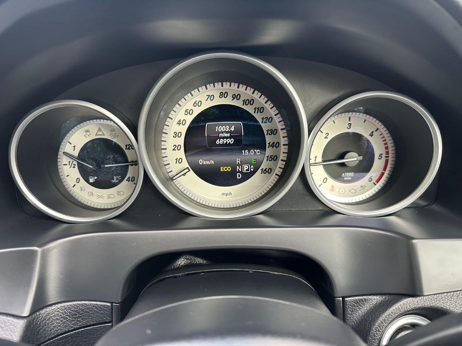 Used Mercedes-Benz E Class 2015 for sale - 76387339: Photo 15