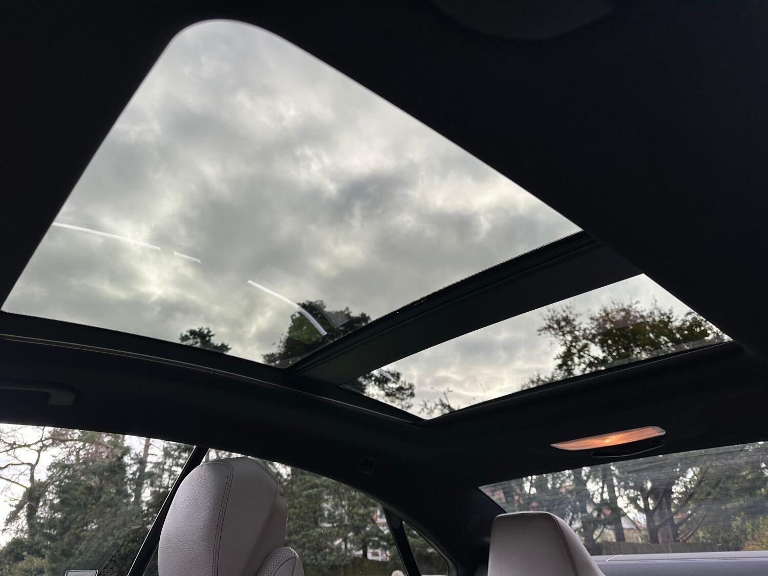 Used Mercedes-Benz E Class 2015 for sale - 76387339: Photo 18