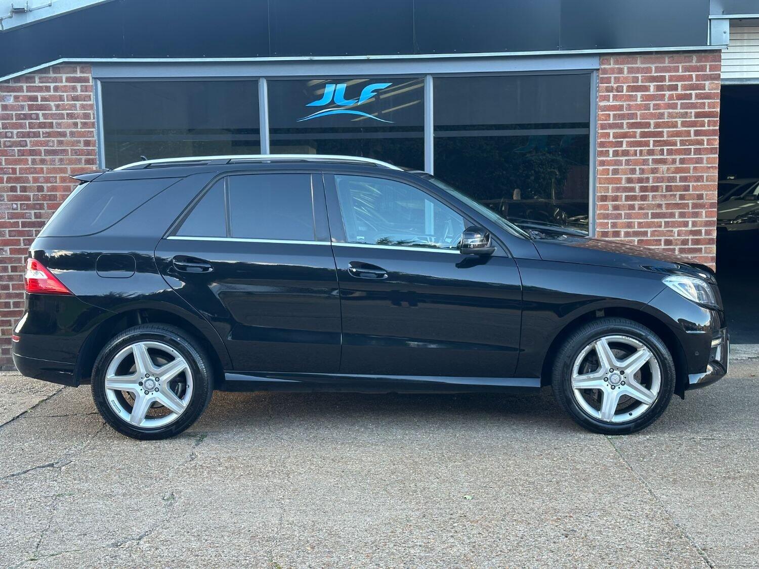 Used Mercedes-Benz M Class 2014 for sale - 76369250: Photo 8