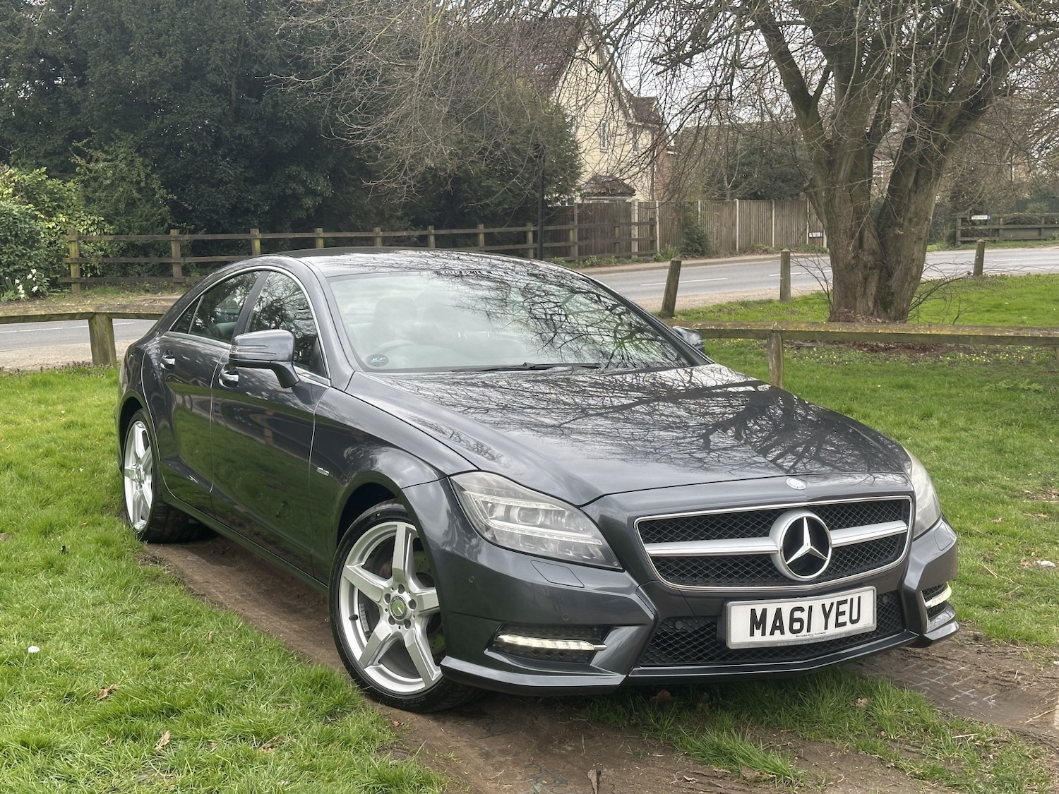 Used Mercedes-Benz CLS 2011 for sale - 78070548: Photo 1