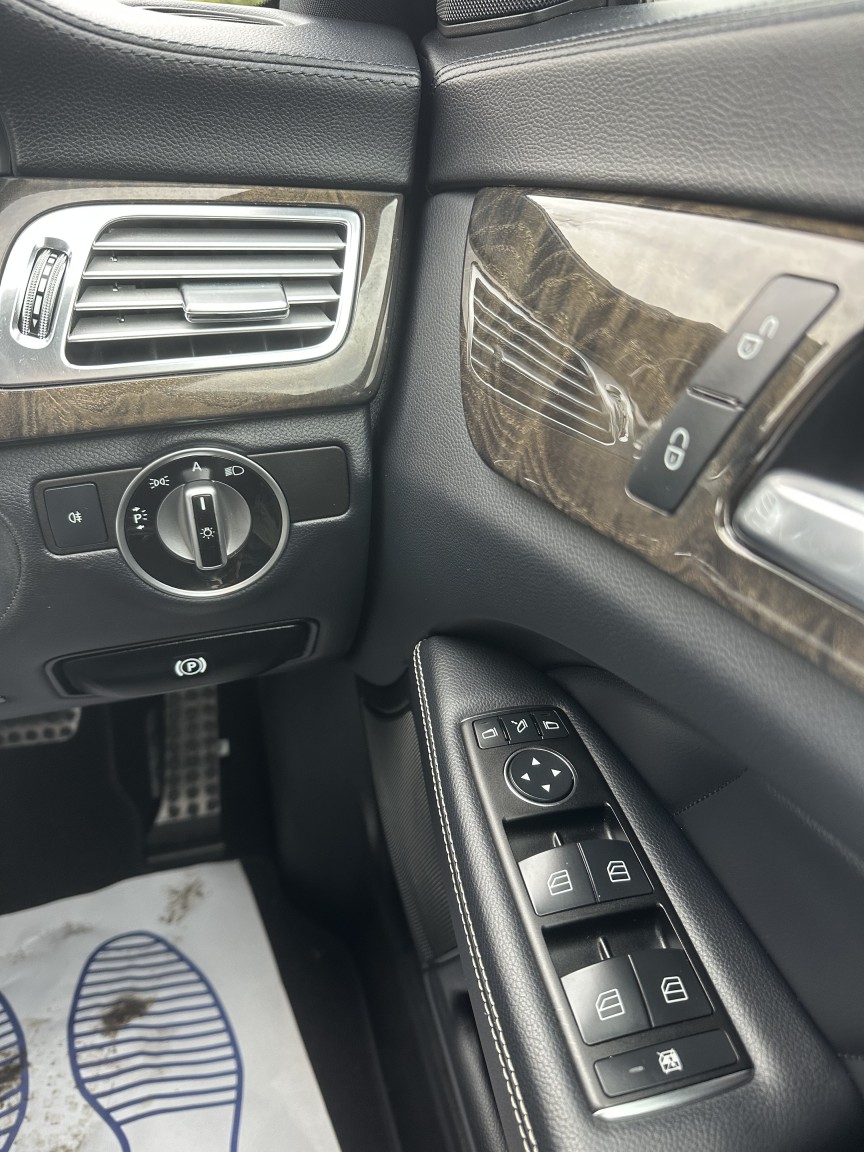 Used Mercedes-Benz CLS 2011 for sale - 78070548: Photo 14