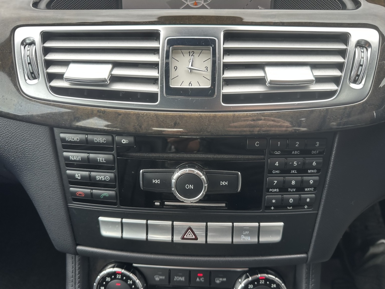 Used Mercedes-Benz CLS 2011 for sale - 78070548: Photo 9