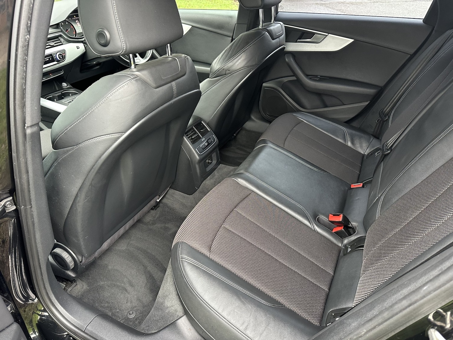 Used Audi A4 Avant 2017 for sale - 77478170: Photo 15