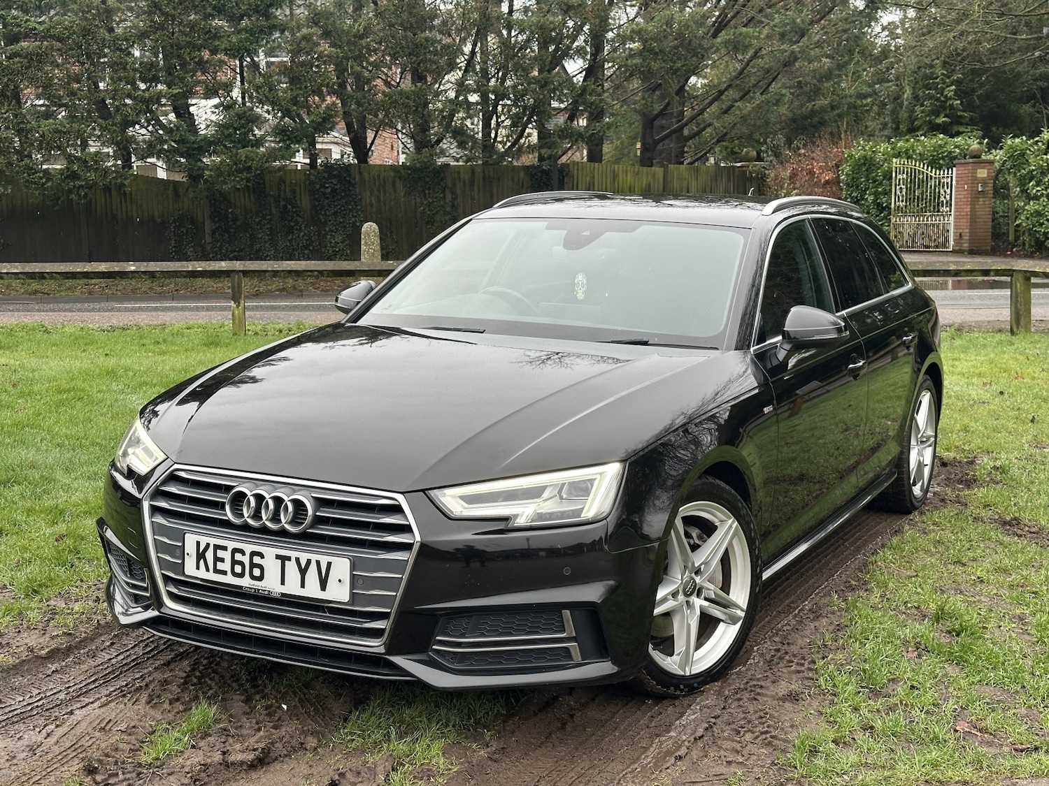 Used Audi A4 Avant 2017 for sale - 77478170: Photo 2