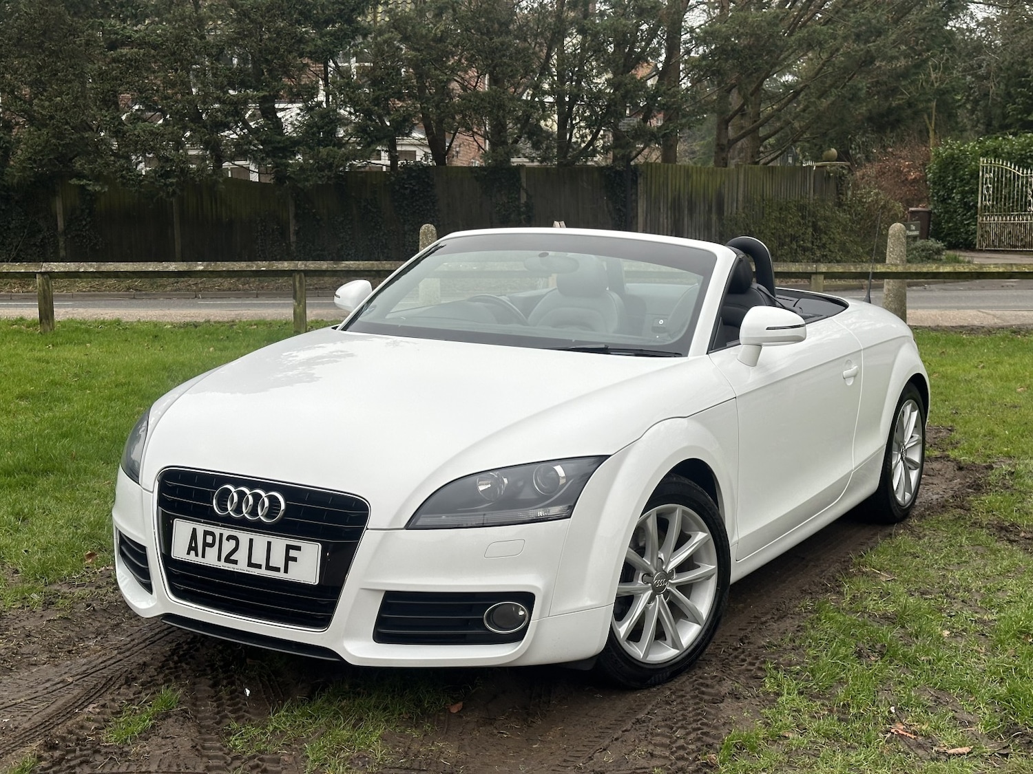 Used Audi TT 2012 for sale - 77423428: Photo 2