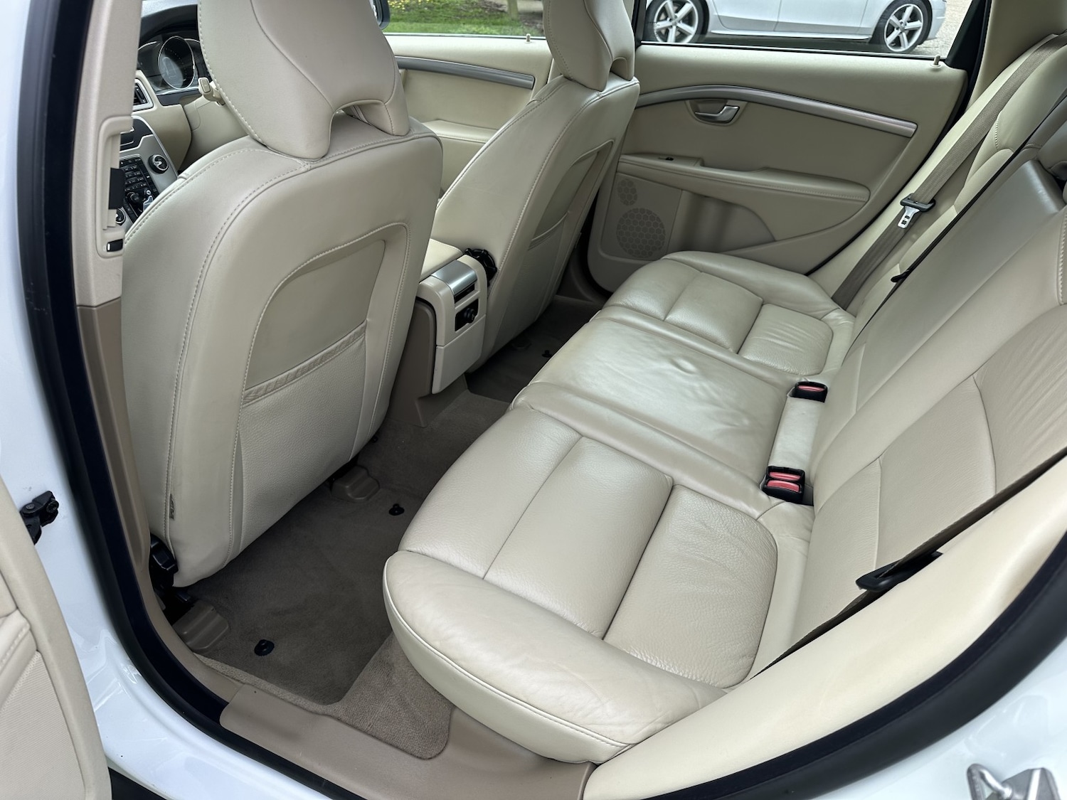 Used Volvo V70 2013 for sale - 78098302: Photo 14