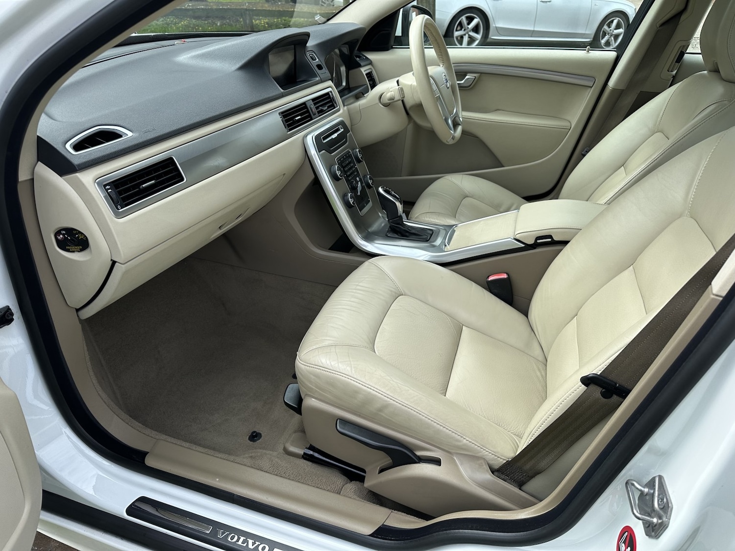 Used Volvo V70 2013 for sale - 78098302: Photo 7